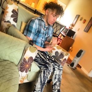 Meet your Posher, Raphael